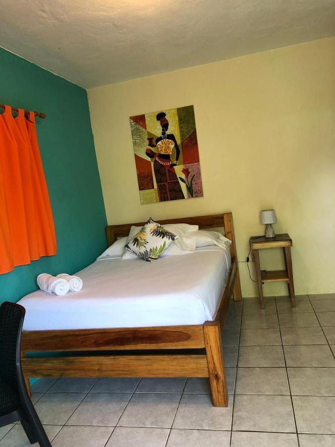 Sunshine Hotel Little Corn Island Εξωτερικό φωτογραφία